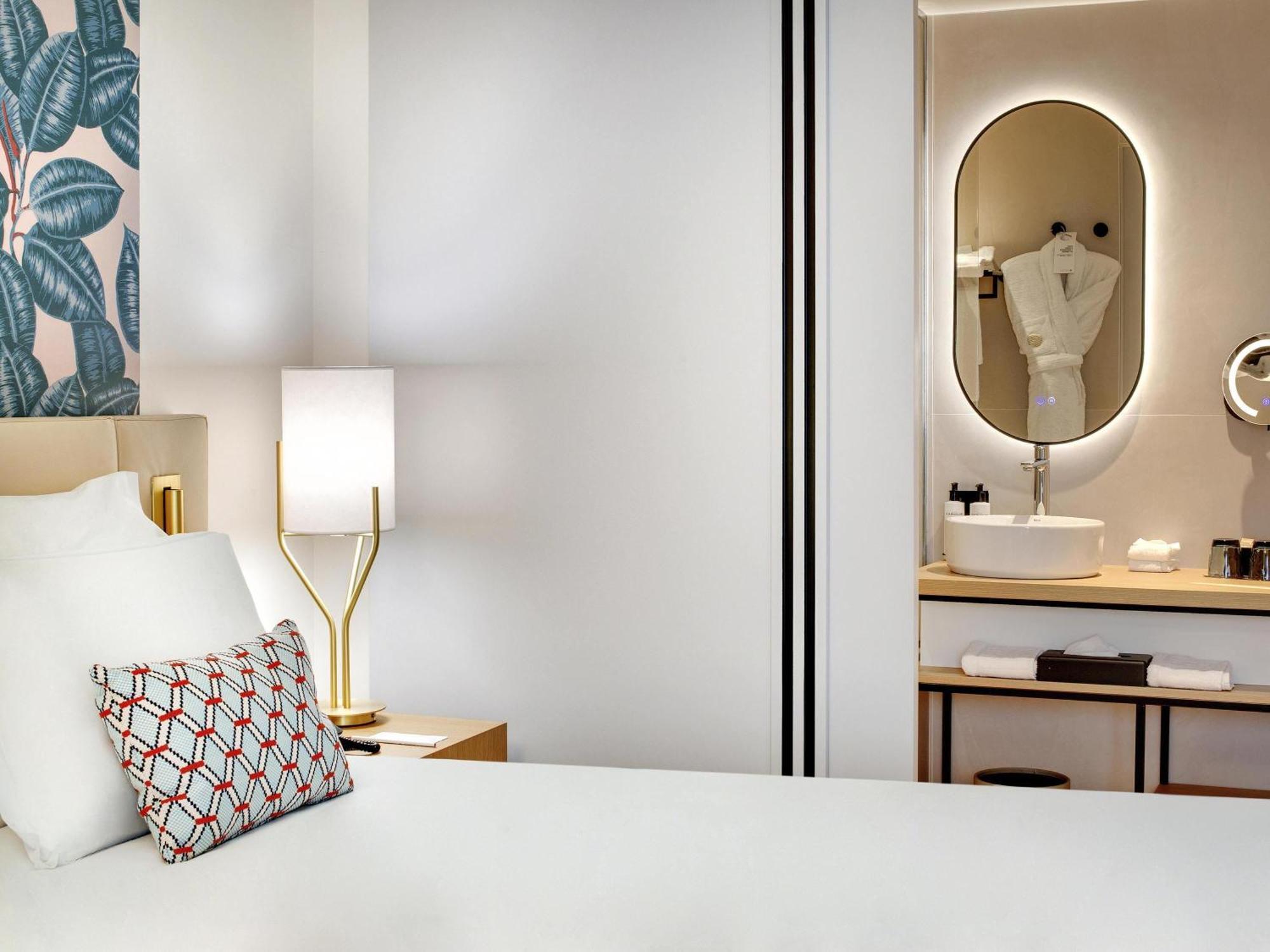 Deluxe Room Two Single Size Beds